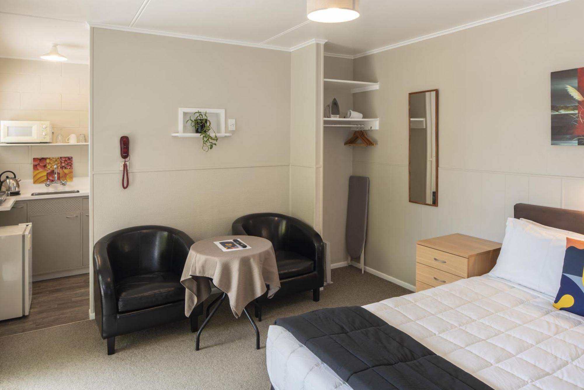 U Studios Masterton Room photo