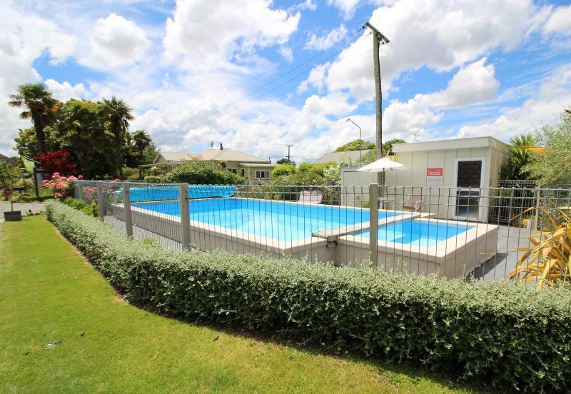 U Studios Masterton Exterior photo