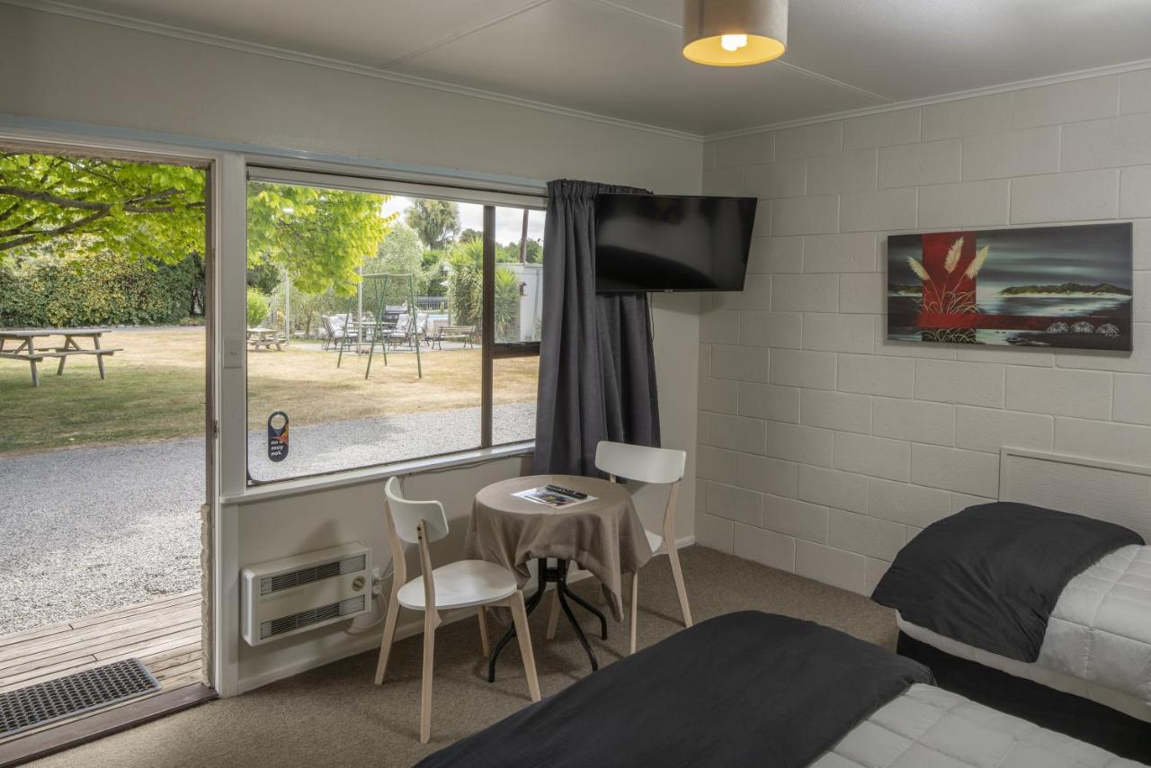 U Studios Masterton Room photo